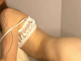 Sensual petite girl foxie