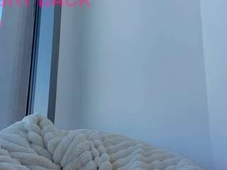 Sensual petite girl foxie