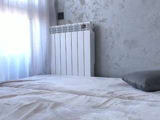 Sensual petite girl foxie