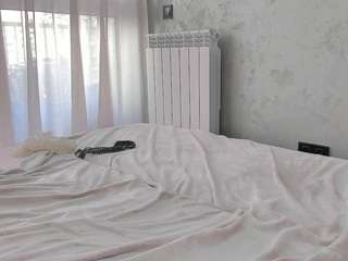 Sensual petite girl foxie