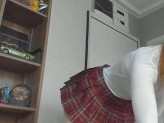 Sensual petite girl foxie