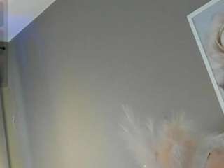 holy-reid Live Webcam on CamSoda
