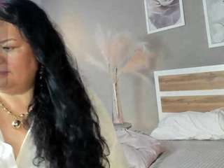 holy-reid Live Webcam on CamSoda