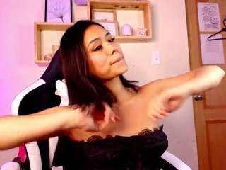 julieta-mendez Live Webcam on CamSoda