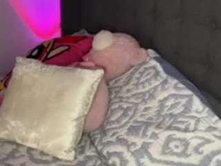 lillytillercam Live Webcam on CamSoda