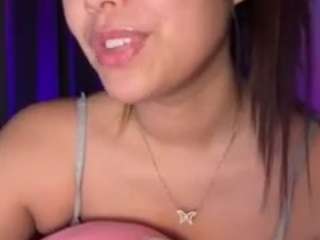 lillytillercam webcam