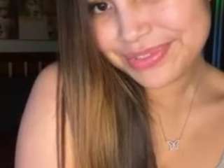 lillytillercam webcam