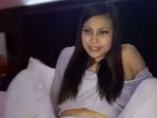 lillytillercam webcam