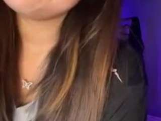 lillytillercam Live Webcam on CamSoda