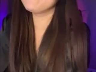 lillytillercam webcam