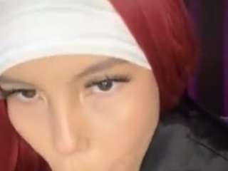 lillytillercam webcam