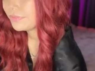 lillytillercam webcam