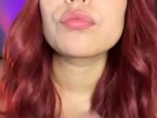 lillytillercam webcam