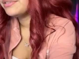 lillytillercam webcam