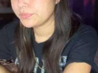 lillytillercam live cam profile