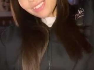 lillytillercam webcam