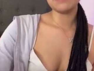 lillytillercam webcam