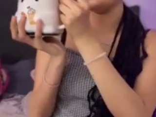 lillytillercam webcam