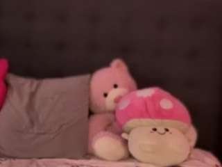 lillytillercam webcam