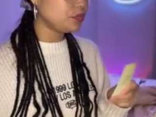 lillytillercam webcam