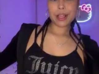 lillytillercam webcam