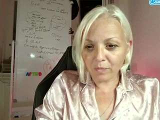  linsycardinal chat room