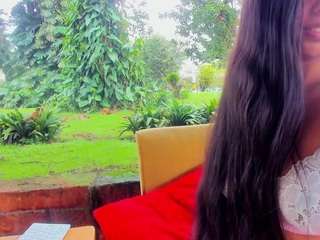 lunaluxeee's CamSoda show and profile