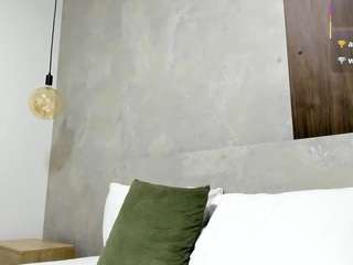 samantha-17 webcam model