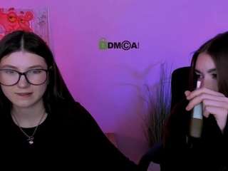 talia-seduce's CamSoda show and profile