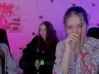 Image 1 of talia-seduce, female webcam model,  years old, on live webcam