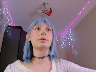 yoi-mika Live Webcam on CamSoda