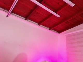 emma-ma Live Webcam on CamSoda