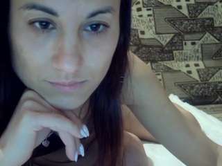 le modèle kiss-lovely est en webcam porno dans un show sur le site camsoda, il possède les tags suivants: amateur,ass,brown eyes,erotic dance,normal,red hair,role play,spank,striptease,hd