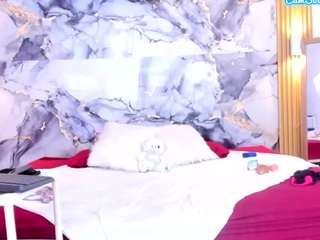 lunahoott Live Webcam on CamSoda