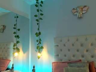  isabella-flowers chat room