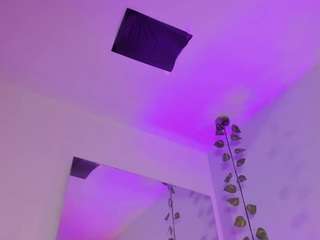 isabella-flowers webcam