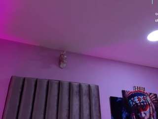 isabella-flowers, recent webcam model, live from Camsoda