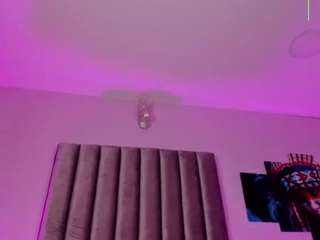 isabella-flowers webcam