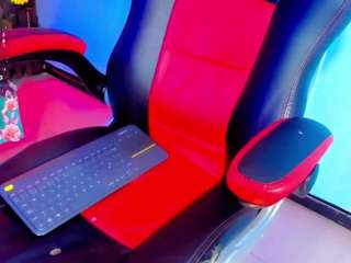 katalina-hot1 from CamSoda is Freechat