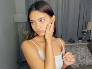 lennalalone Live Webcam on CamSoda