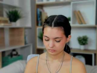 lennalalone Live Webcam on CamSoda