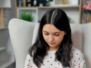 lennalalone live cam profile