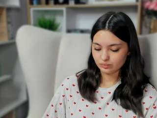 lennalalone live cam profile