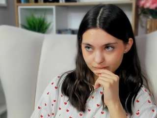 lennalalone live cam profile