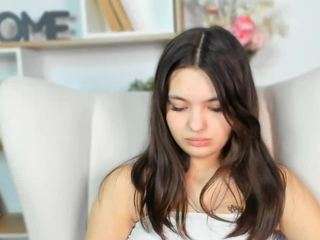 lennalalone Live Webcam on CamSoda