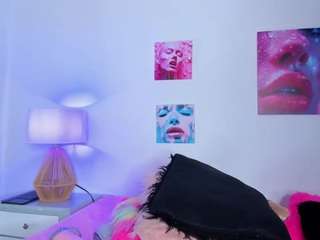hailey-hadid live webcam show