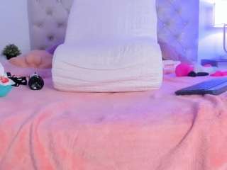 hailey-hadid live cam preview
