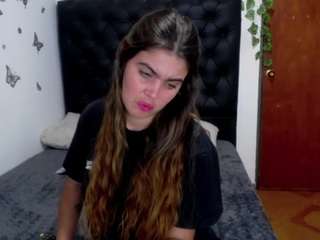 isa06 Live Webcam on CamSoda