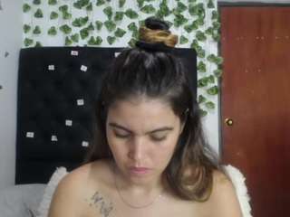 isa06's CamSoda show and profile