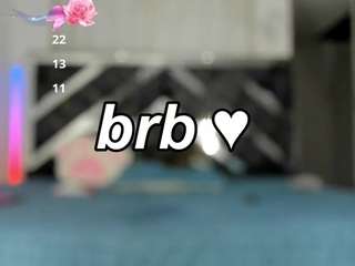 Bella live cam preview